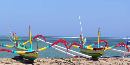 12 Two canoes on Sanur Beach