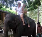 DSCN0053 Lois and Gunter riding elephant