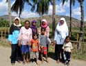 3 Indonesian Family, Riung