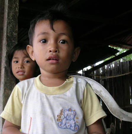 13 Grandchildren of Musician