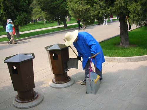 26  Street Cleaner, Beijing