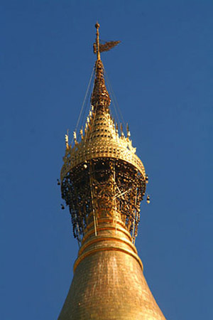 24-The-Very-top-of-the-Stup