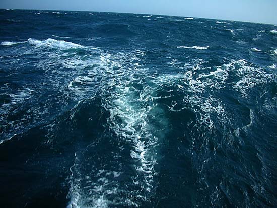 01 Heavy seas as we turn towards the African coast
