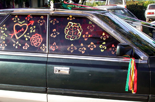 DSCN1995DecoratedSideofCar