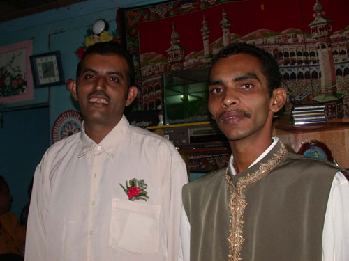 DSCN1998SenandBrother-in-lawinHome