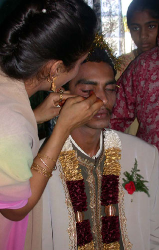 DSCN2009EvenEyeMake-upfortheGroom