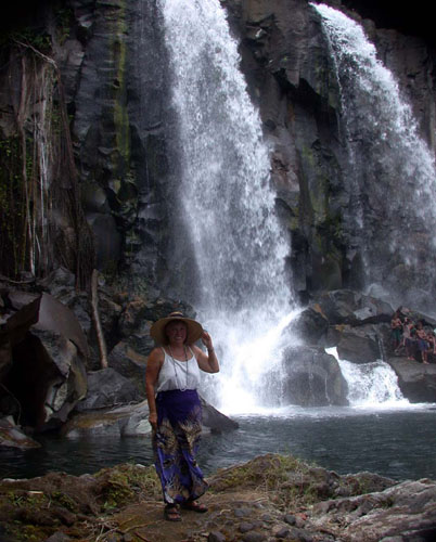 2 Lois at the Dual Waterfall